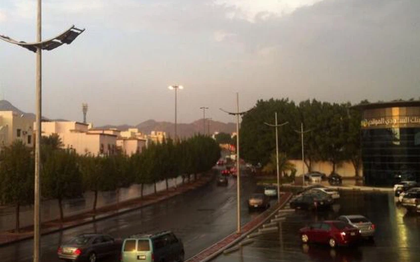 مشهد لأمطار مكة
