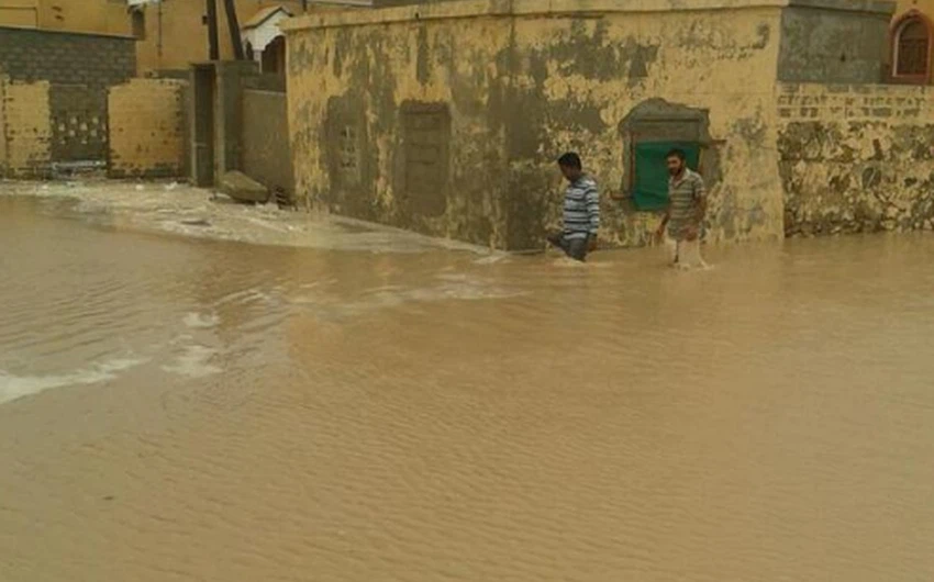 أمطار اشوبا الأولية تُغرق بعض مناطق سلطنة عُمان 