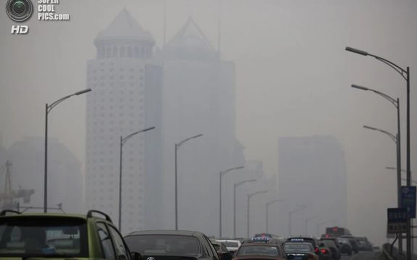 بالصور: العاصمة التي لاترى الشمس بسبب التلوث 