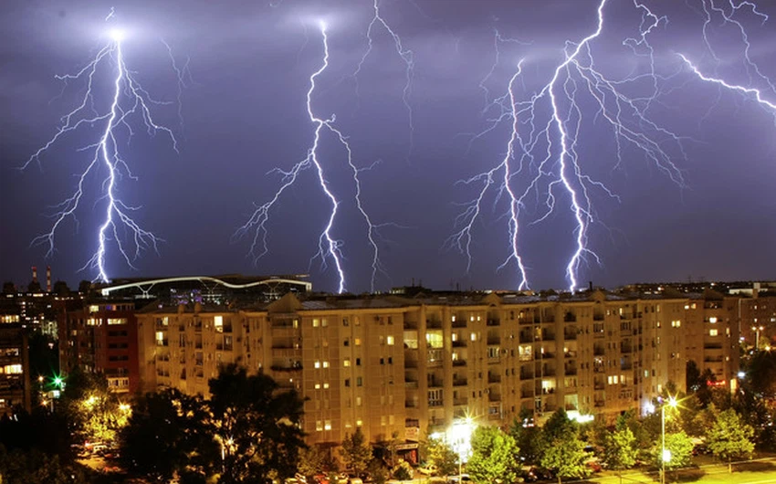 Amazing pictures of lightning around the world