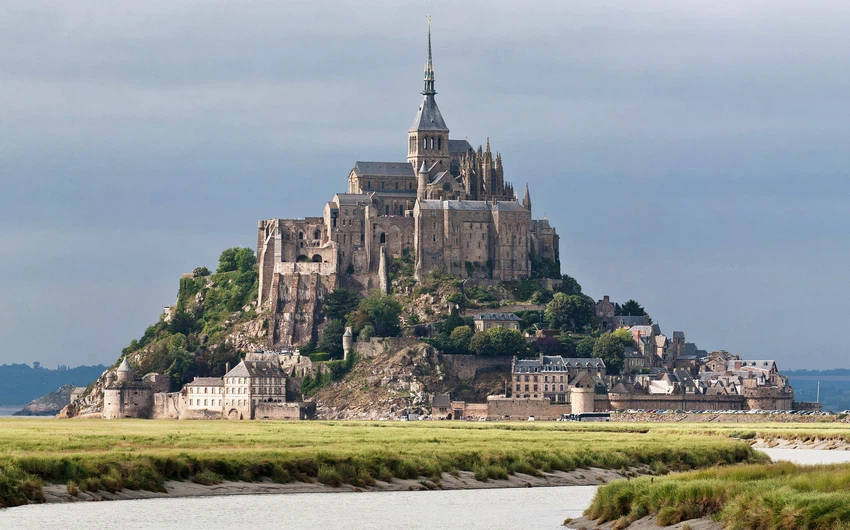 بالصور: تعرف على أكثر المناطق السياحية إثارة للخوف في فرنسا  