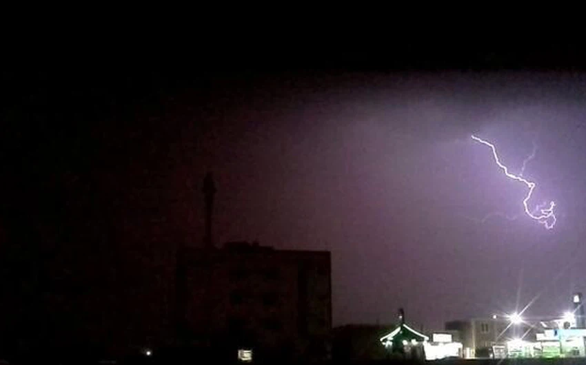 عاصفة رعدية في العاصمة الرياض- تصوير أبو لجين