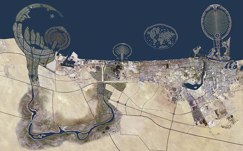 مدينة دبي من الفضاء
