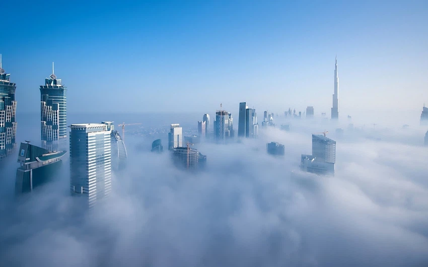 ترتفع نسبة حوادث السير كثيراً عند حدوث الضباب في الإمارات