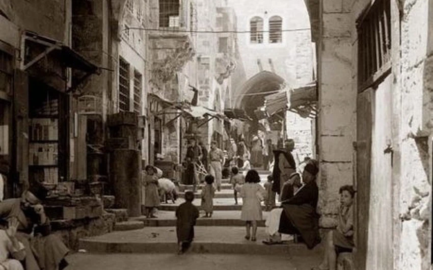 أسواق وطرقات القدس تعج بالتجار والحياة