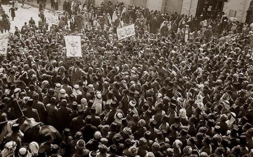 مظاهرة في القدس عام 1920 ضد الإحتلال الصهبوني البريطاني