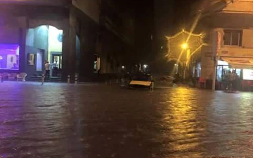 بالصور: الأمطار الغزيرة تُغرق شوارع الاسكندرية  