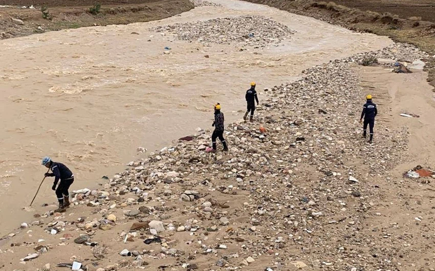 The Civil Defense continues to search for the missing youth in the Blue Stream