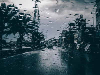 طقس الوطن العربي | زخات من الأمطار على السعودية واليمن وعُمان و إستقرار في باقي مناطق الخليج العربي
