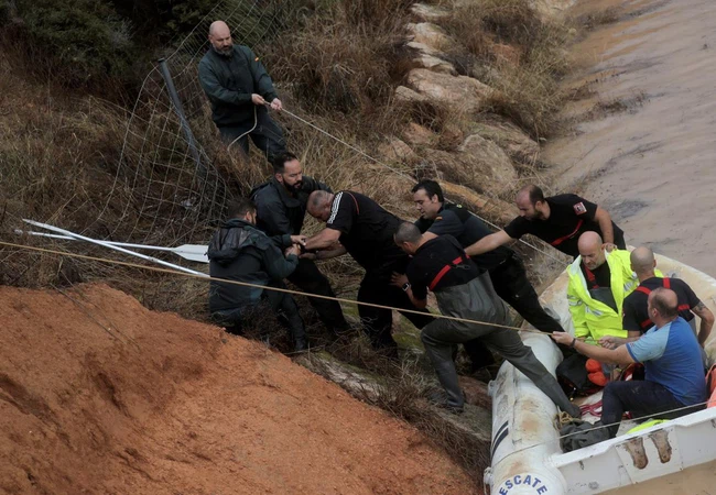 فيضانات إسبانيا