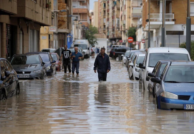 فيضانات إسبانيا