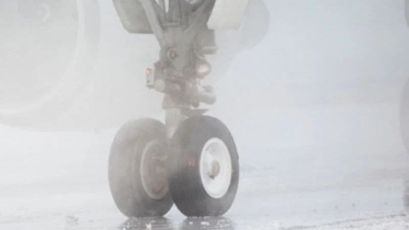 الأعاصير والثلوج في أميركا تُلغي أكثر من 2900 رحلة جوية  الأعاصير والثلوج في أميركا تُلغي أكثر من 2900 رحلة جوية