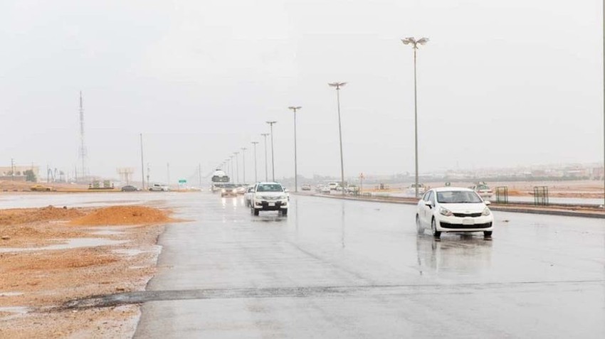 حفر الباطن توقعات بهطول زخات من الأمطار الاثنين طقس العرب