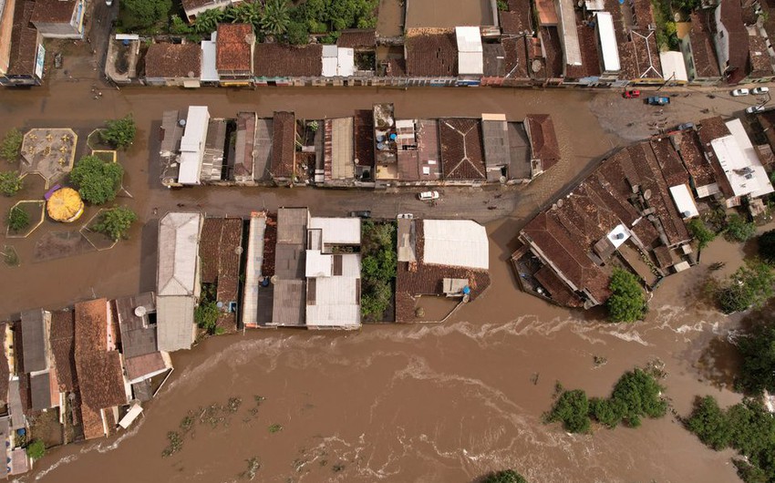 Video | A catastrophe befalls in Brazil.. Massive floods and the collapse of two dams cause deaths and cause chaos in the country