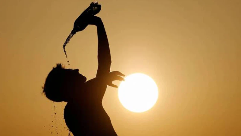 الأردن: ما هي المدة المتوقعة للموجة الحارة؟ | عرب تايم الأردن: ما هي المدة المتوقعة للموجة الحارة؟ | عرب تايم