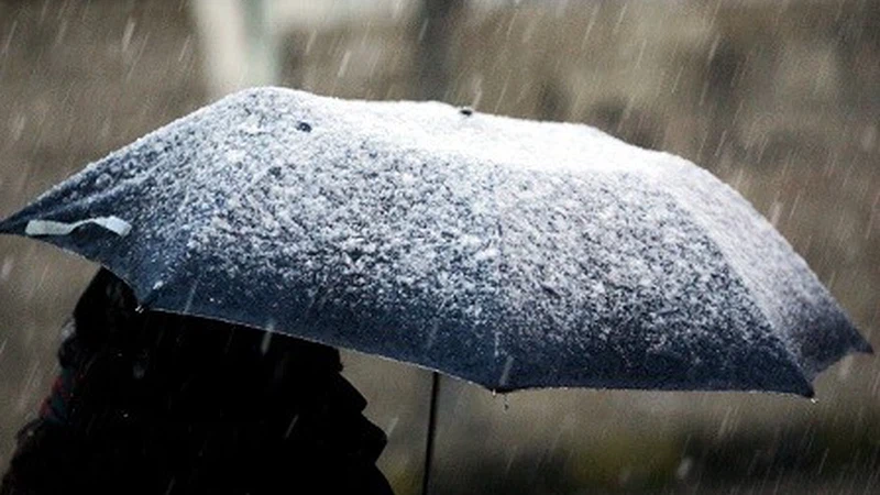 الجُمعة: طقس بارد وعاصف وماطر.. وهطول تدريجي للثلوج على الجبال  الجُمعة: طقس بارد وعاصف وماطر.. وهطول تدريجي للثلوج على الجبال