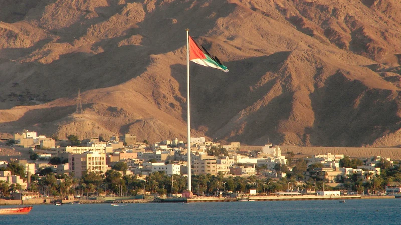 انقضاء شهر آب / أغسطس بدرجات حرارة أعلى من معدلاتها العامة انقضاء شهر آب / أغسطس بدرجات حرارة أعلى من معدلاتها العامة