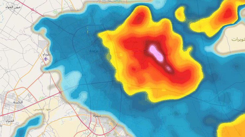 Update 5:00 PM: A thunder cloud is approaching Buraydah and Onaizah, accompanied by rainfall of varying intensity.