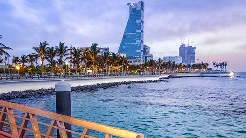 Jeddah Humidity Jeddah: Very humid at night.. Clear and hot weather in most areas, with ...
