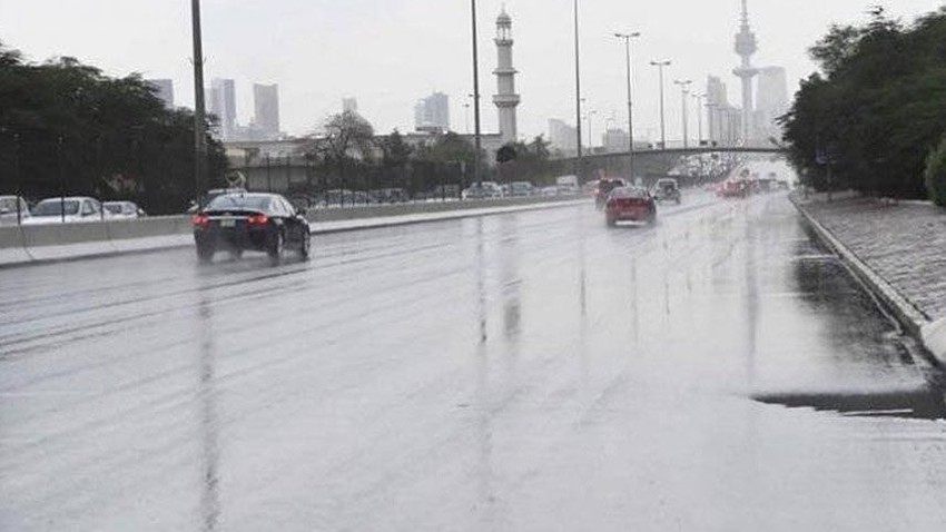 الكويت: حالة من عدم الإستقرار تتسبب في هطول الأمطار الرعدية في أغلب المناطق تكون غزيرة في بعض الأنحاء نهاية الأسبوع