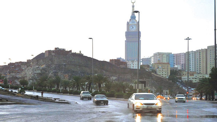 مكة المكرمة: أحوال جوية غير مُستقرة و أمطار رعدية مُتوقعة خلال الأيام القادمة (تفاصيل)