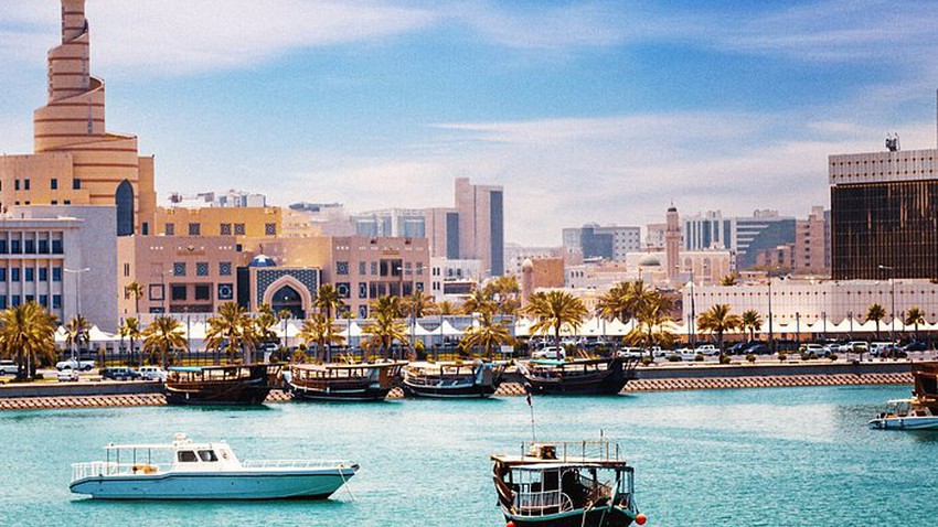 قطر و البحرين | ضباب صباحاً في بعض المناطق و أجواء حارة نسبياً نهاراً خلال عُطلة نهاية الأسبوع