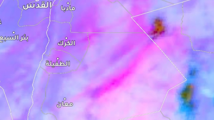 الأردن - عاجل | موجات غُبارية قوية تضرب الطريق الصحراوي جنوب المملكة وشبه انعدام في مدى الرؤية الأفقية 