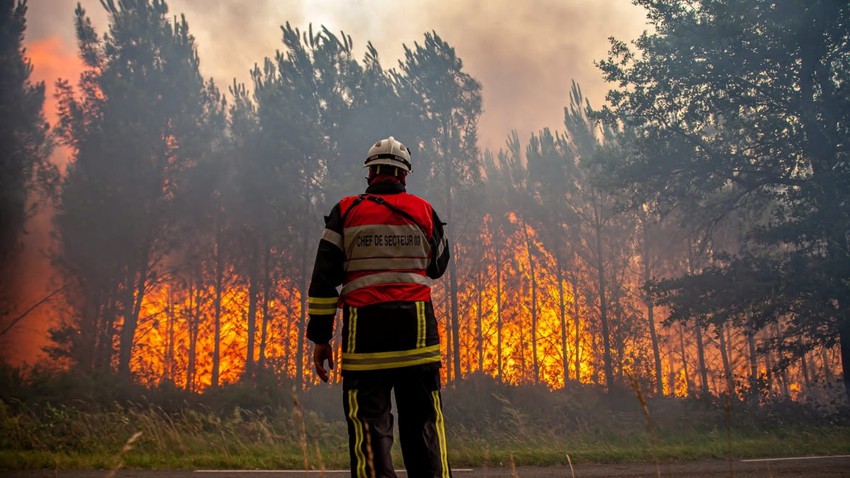 أوروبا: حرائق هائلة تلتهم الغابات ومئات الوفيات جراء الموجة الحارة