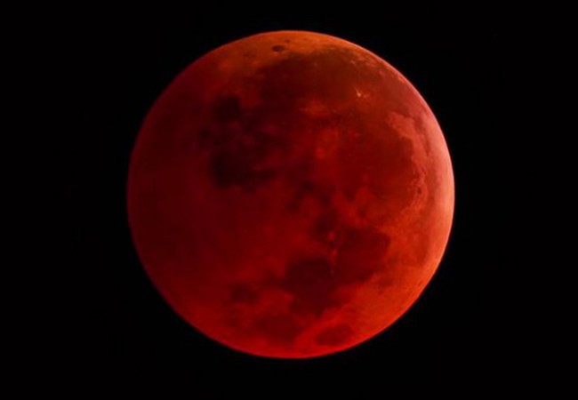 ما هو خسوف القمر مجلة الرجل