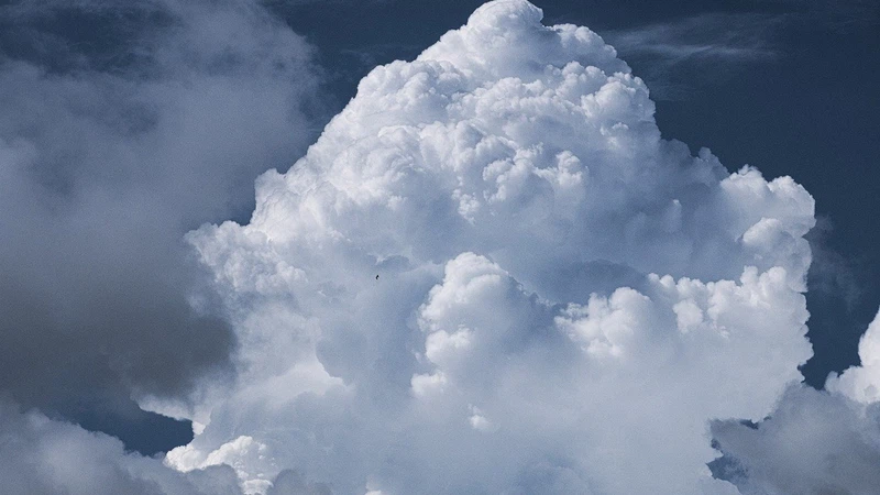 Mis à jour 12h00 | Les satellites détectent plus de nuages, et c'est ce à quoi nous nous attendons pour les heures à venir Mis à jour 12h00 | Les satellites détectent plus de nuages, et c'est ce à quoi nous nous attendons pour les heures à venir