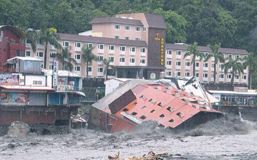 الفيضانات تعم البلاد وخاصة تايبيه في تايوان