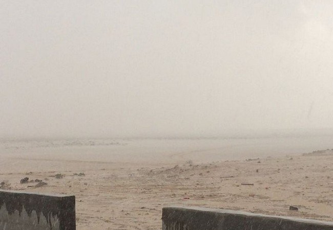 جريان السيول بأودية ينبع نتيجة الأمطار صور طقس العرب