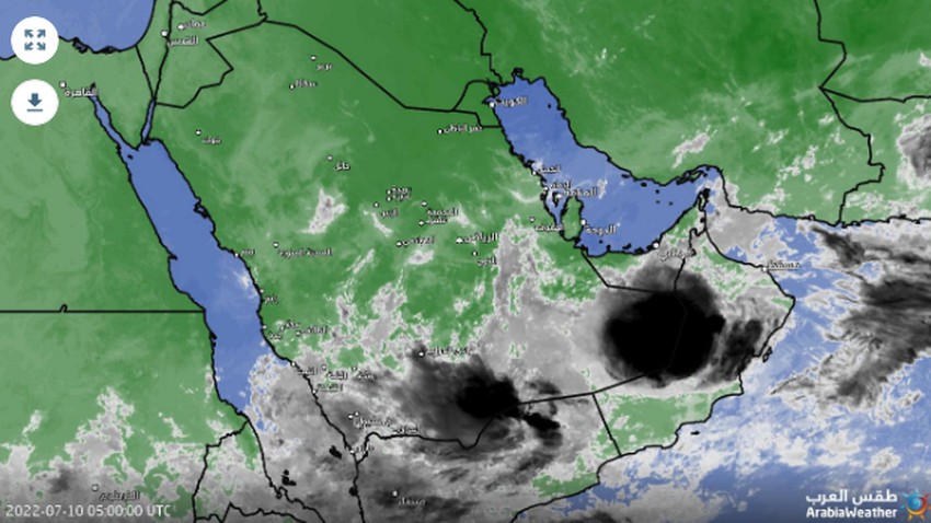 Vidéo | Le moment du lever du soleil sur le plus grand nuage d&#39;orage de la péninsule arabique