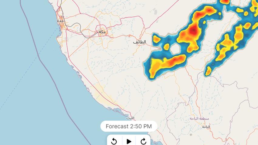 Mise à jour 14h45 | Des nuages orageux s&#39;approchent de la ville de Taif et une vague d&#39;orages est possible au cours de la prochaine heure
