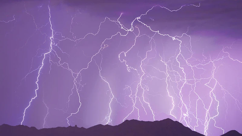 صورة تعبيرية للعواصف الرعدية صورة تعبيرية للعواصف الرعدية