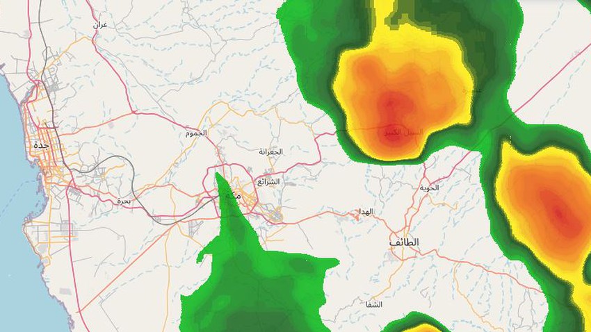 Update 6:30 pm: Observing quantities of convective clouds advancing towards Taif and Makkah, accompanied by rains of varying intensity and accompanied by the occurrence of thunderstorms