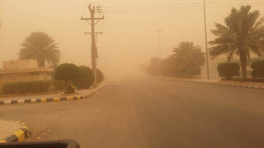 العراق - تحديث الساعة 3:00 عصراً | غبار يقترب من المناطق الوسطى وآخر يقترب من الموصل