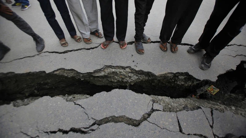 بيانات هامّة : هل كان من المُمكن التنبؤ بزلزال نيبال قبل حدوثه؟ بيانات هامّة : هل كان من المُمكن التنبؤ بزلزال نيبال قبل حدوثه؟