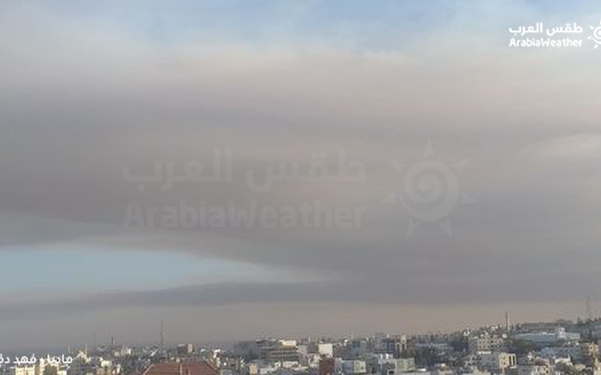 مُباشر : دُخّان الحرائق يُغطي سماء القدس ويظهر في سماء الأردن