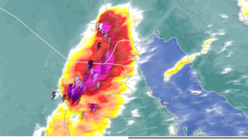 تحديث جوي: رصد كميات من السُحب الركامية تؤثر على عدة مناطق وتتحرك نحو مدينة الكويت قادم الوقت | عرب تايم تحديث جوي: رصد كميات من السُحب الركامية تؤثر على عدة مناطق وتتحرك نحو مدينة الكويت قادم الوقت | عرب تايم