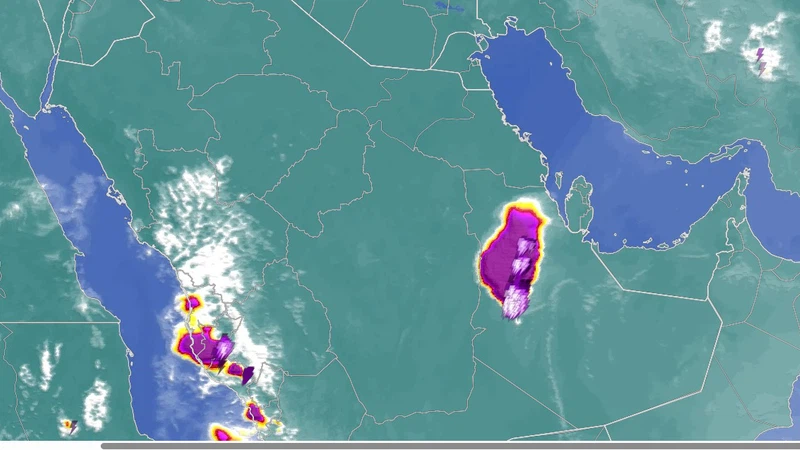 ظهور سحابة رعدية ضخمة في السعودية بمساحة تفوق 4 دول عربية | عرب تايم ظهور سحابة رعدية ضخمة في السعودية بمساحة تفوق 4 دول عربية | عرب تايم