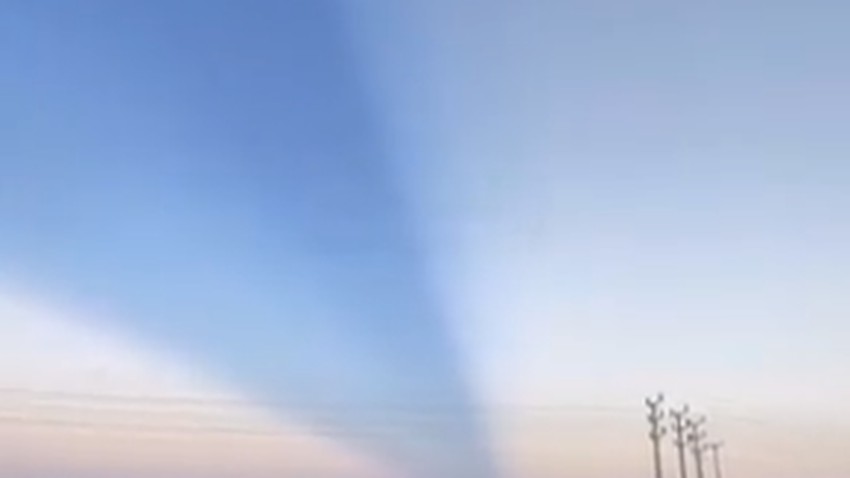 Video | A strange scene, and a citizen trusted him in the sky of Saudi Arabia .. The reason is a cloud!