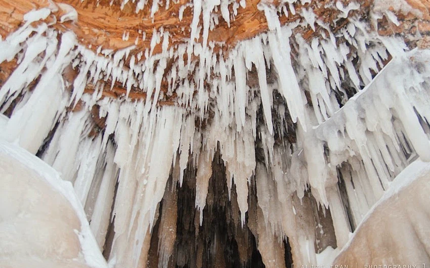 بالصور: تشكيلات مُذهلة من الجليد في ولاية ويسكونسن الأمريكية 