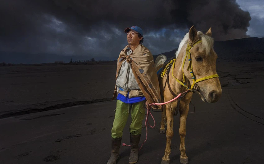 Amazing pictures of local people.. horses and volcanoes in Indonesia