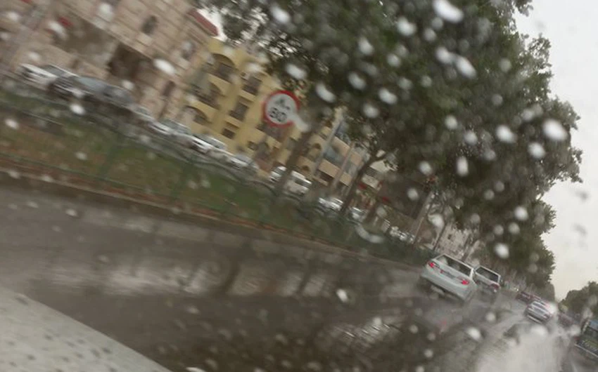 أمطار أبوظبي - تصوير روان الطباع