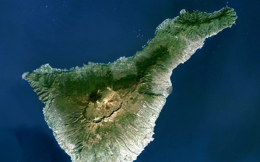 جزيرة تينيريفي الإسبانية