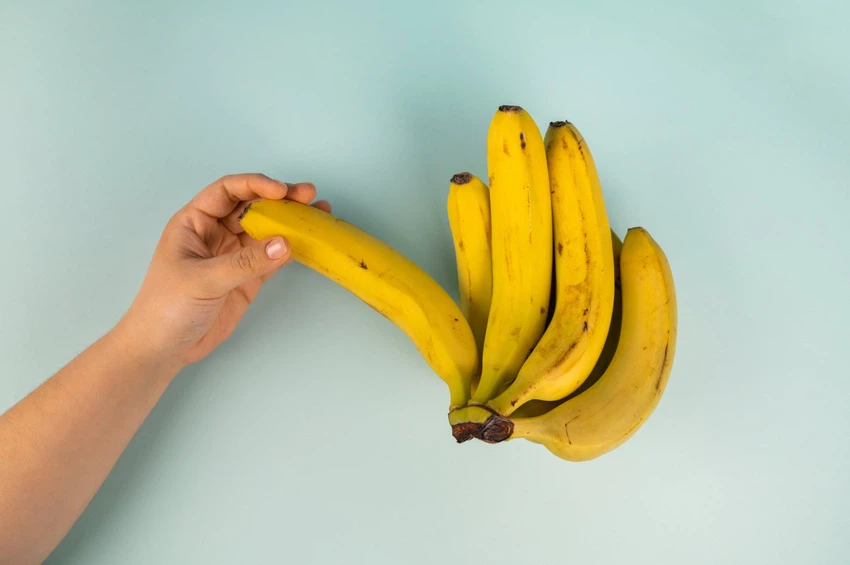 Bananas... are not considered the appropriate fruit for the winter for these reasons. ArabiaWeather